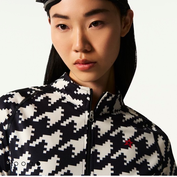 Perfect Moment Black and White Houndstooth Long Sleeve Top NWT Size Small. - Picture 6 of 7